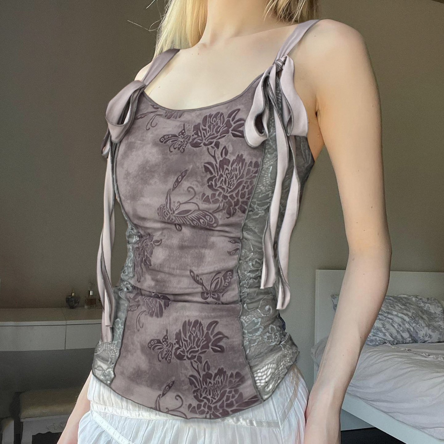 Vintage Women’s Floral Lace Strapless Top - Image 2